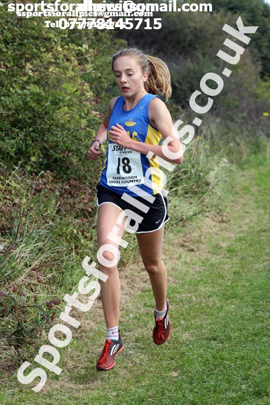Senior womens relay, Sunderland Harriers Cross Country, Farrington, Sunderland. Photo: David T. Hewitson/Sports for All Pics